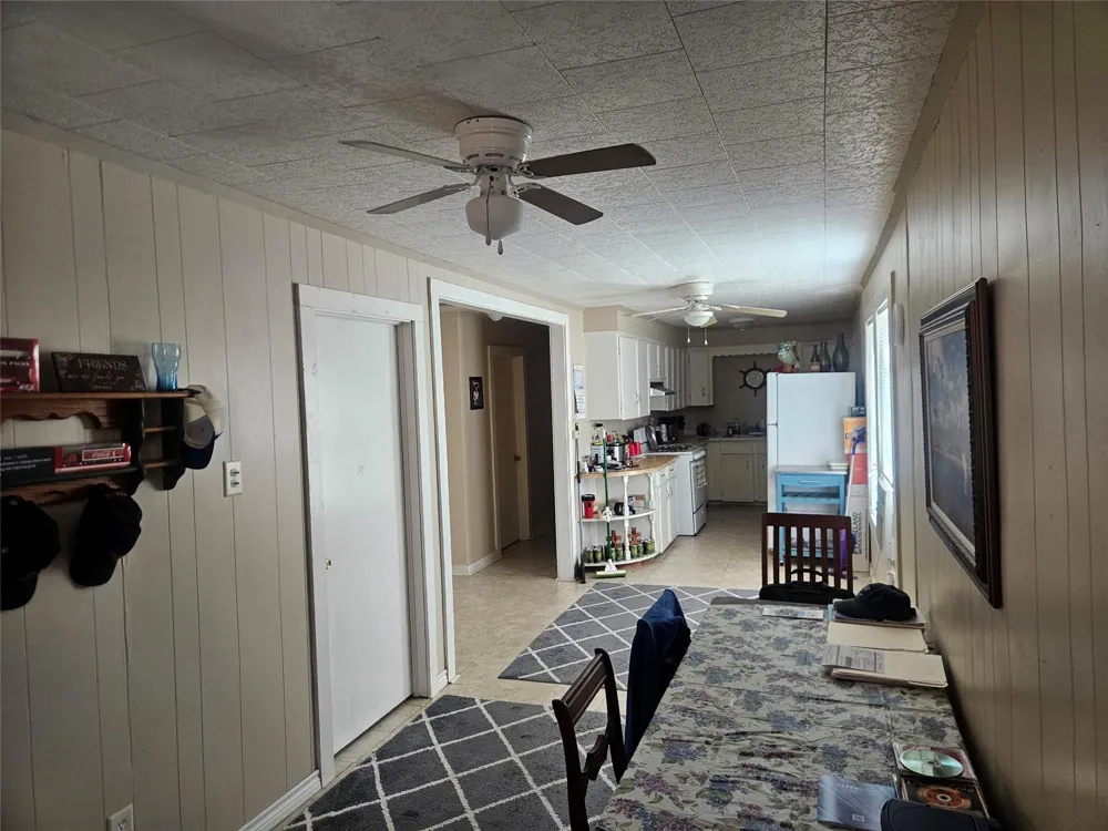 710 Milam Avenue Eagle Lake, TX 77434