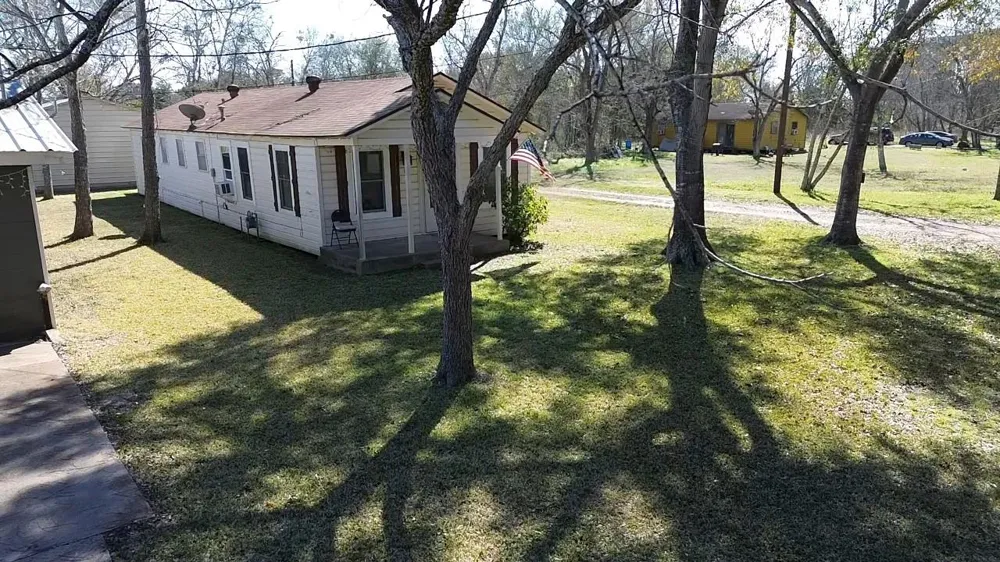 710 Milam Avenue Eagle Lake, TX 77434