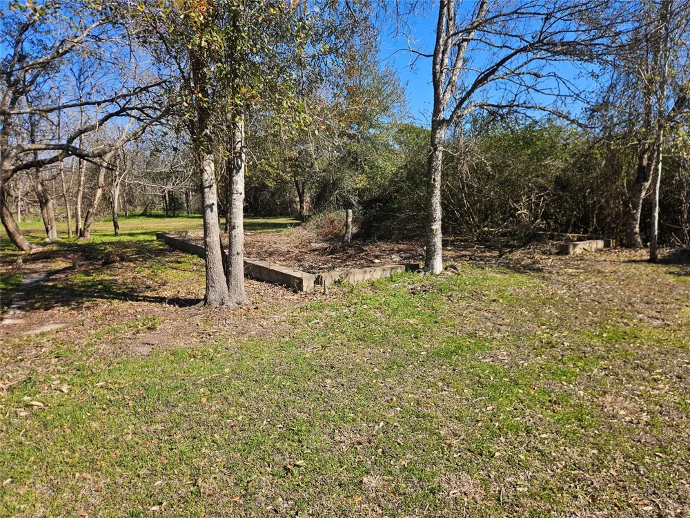 710 Milam Avenue Eagle Lake, TX 77434