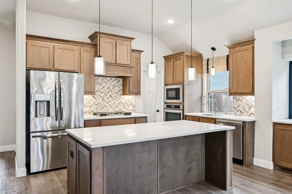 121 Emperor Oak Court Balch Springs, TX 75181