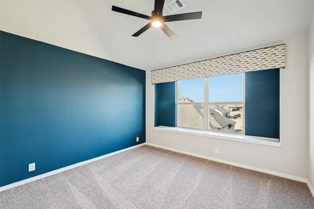 121 Emperor Oak Court Balch Springs, TX 75181