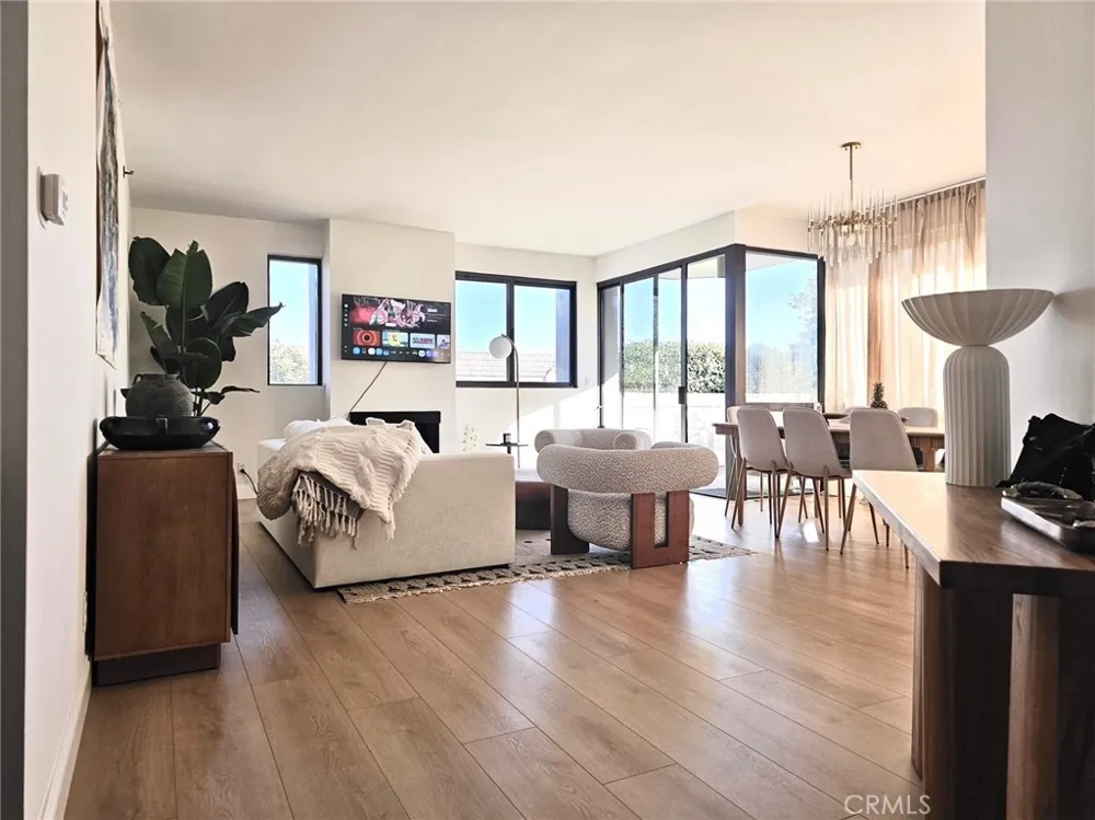 222 Monterey Road #104 Glendale, CA 91206