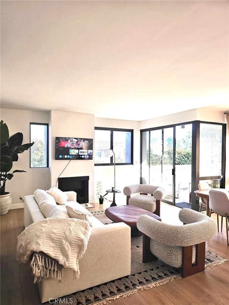 222 Monterey Road #104 Glendale, CA 91206