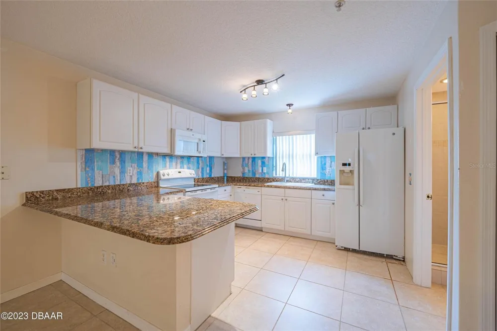 3733 CARDINAL BOULEVARD #2 Daytona Beach, FL 32118