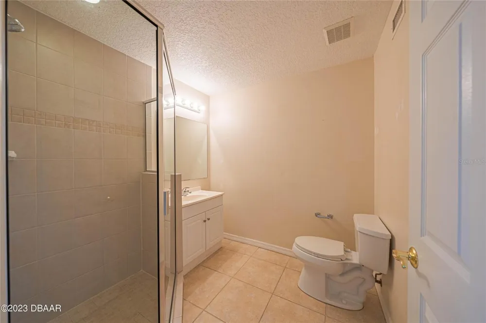 3733 CARDINAL BOULEVARD #2 Daytona Beach, FL 32118