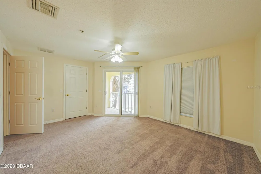 3733 CARDINAL BOULEVARD #2 Daytona Beach, FL 32118