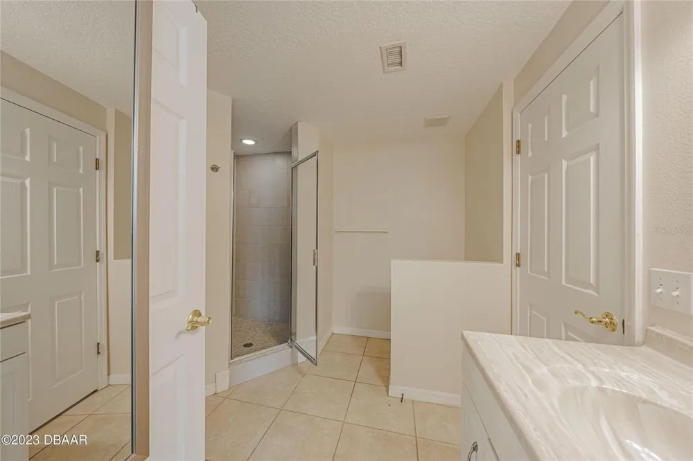 3733 CARDINAL BOULEVARD #2 Daytona Beach, FL 32118