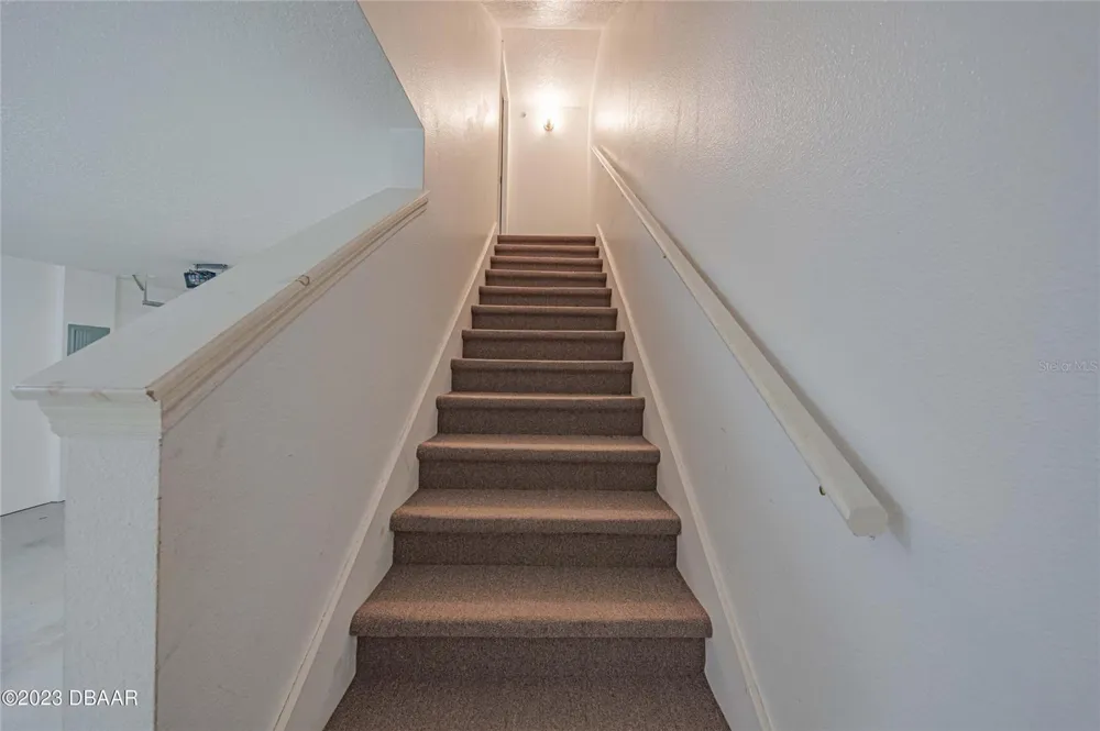 3733 CARDINAL BOULEVARD #2 Daytona Beach, FL 32118