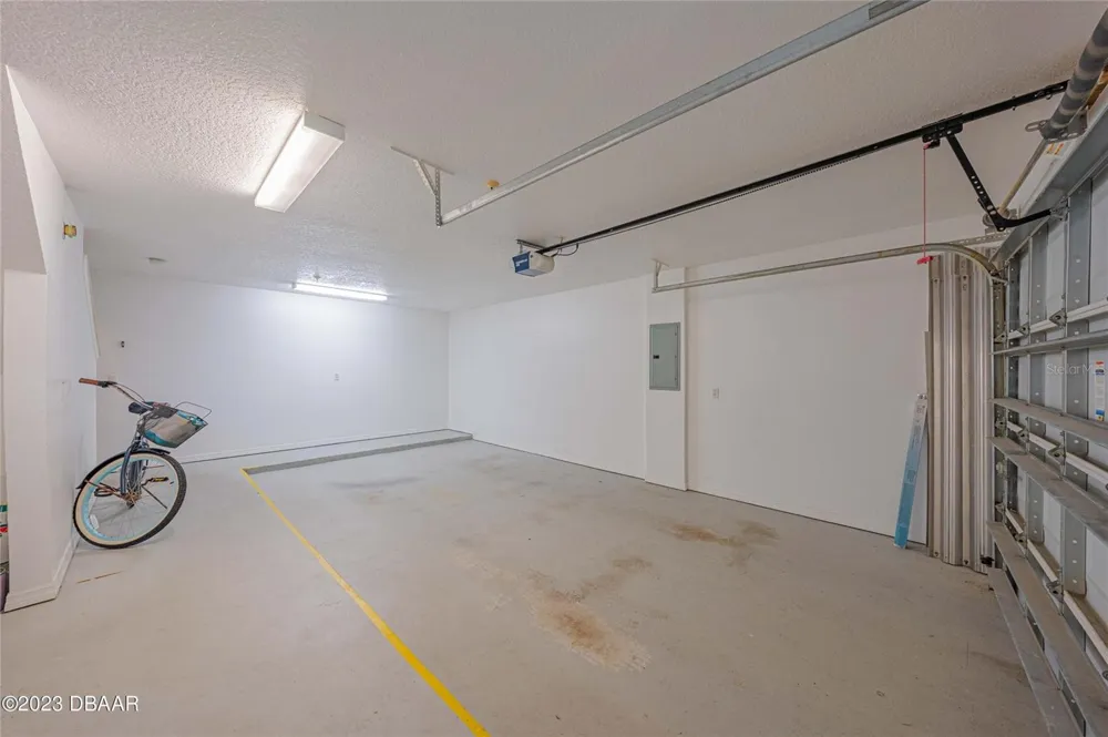 3733 CARDINAL BOULEVARD #2 Daytona Beach, FL 32118