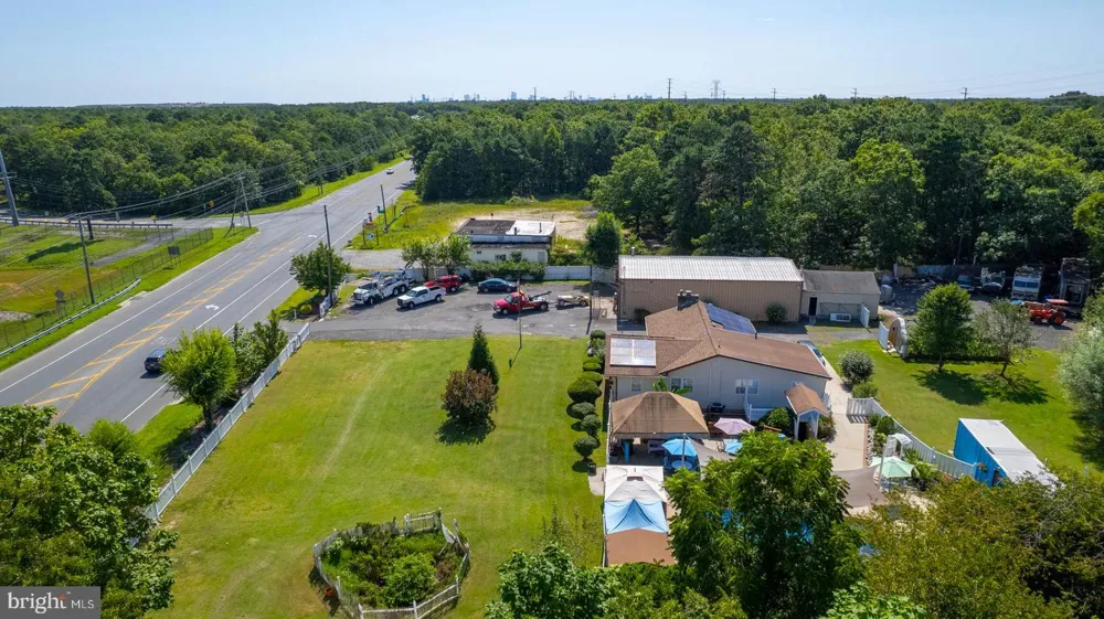 6529 DELILAH ROAD Egg Harbor, NJ 08234