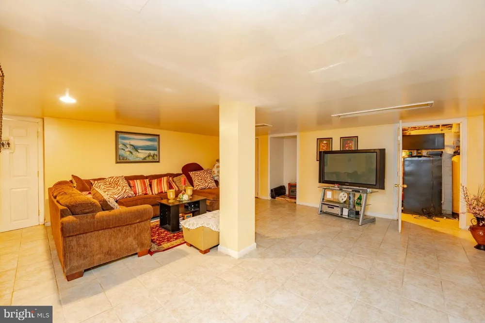6529 DELILAH ROAD Egg Harbor, NJ 08234
