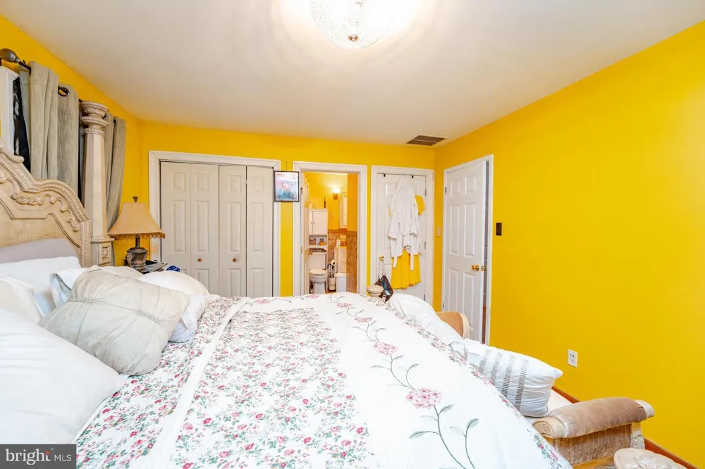 6529 DELILAH ROAD Egg Harbor, NJ 08234