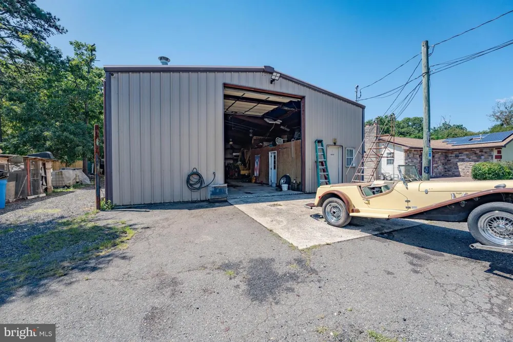 6529 DELILAH ROAD Egg Harbor, NJ 08234