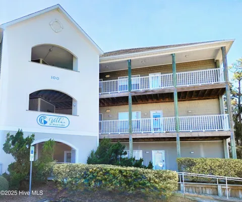 100 Lighthouse Lane #D3