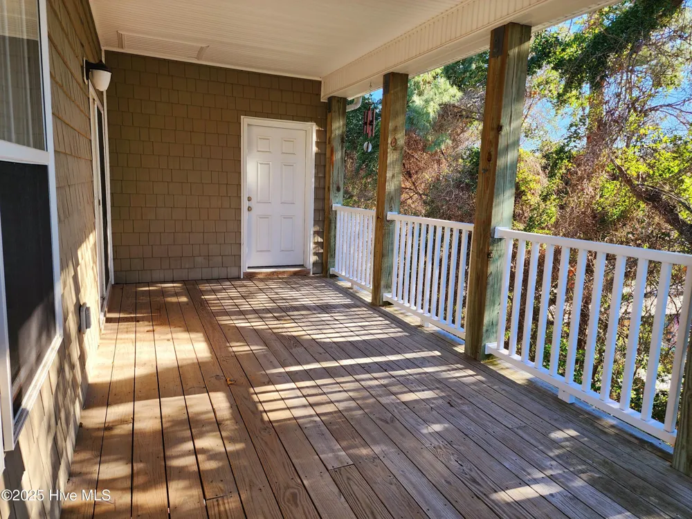 100 Lighthouse Lane #D3 Cedar Point, NC 28584