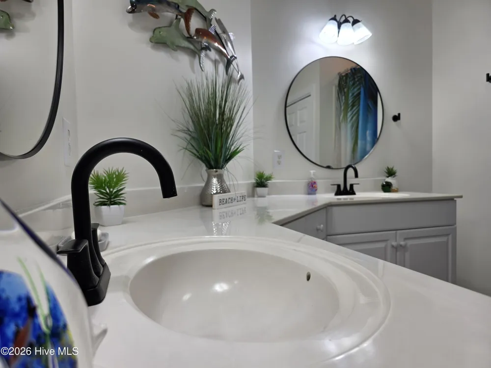 100 Lighthouse Lane #D3 Cedar Point, NC 28584