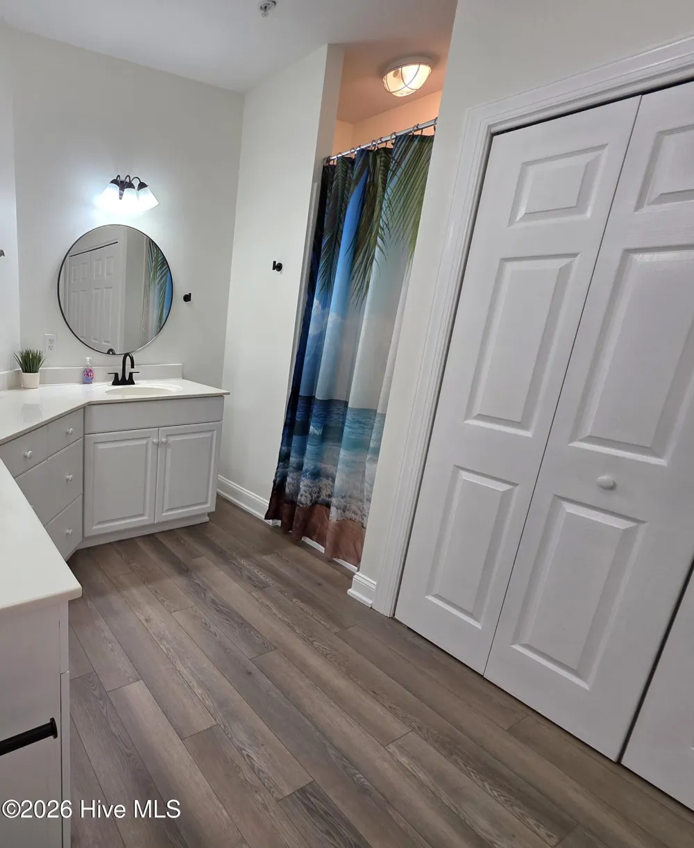 100 Lighthouse Lane #D3 Cedar Point, NC 28584