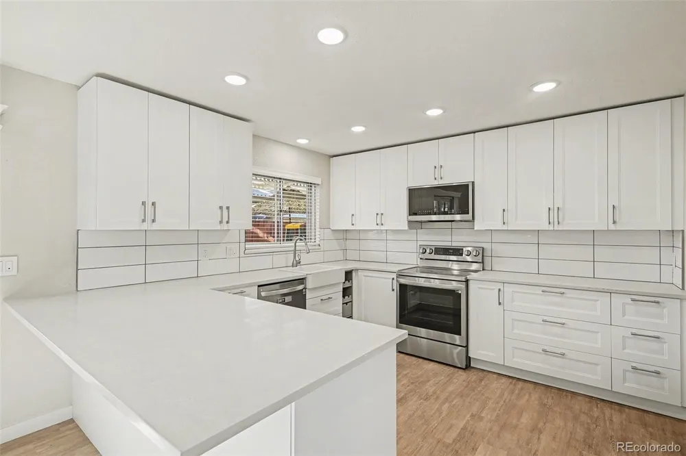 9194 E Nassau Avenue