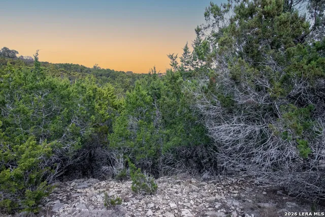 197 NW Hills Dr Kerrville, TX 78028