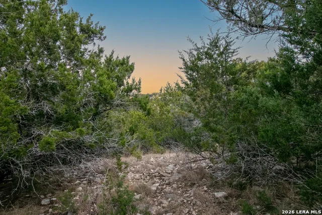 197 NW Hills Dr Kerrville, TX 78028