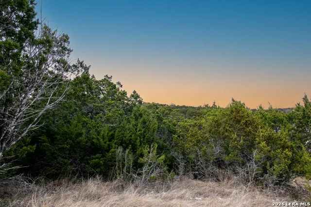 197 NW Hills Dr Kerrville, TX 78028