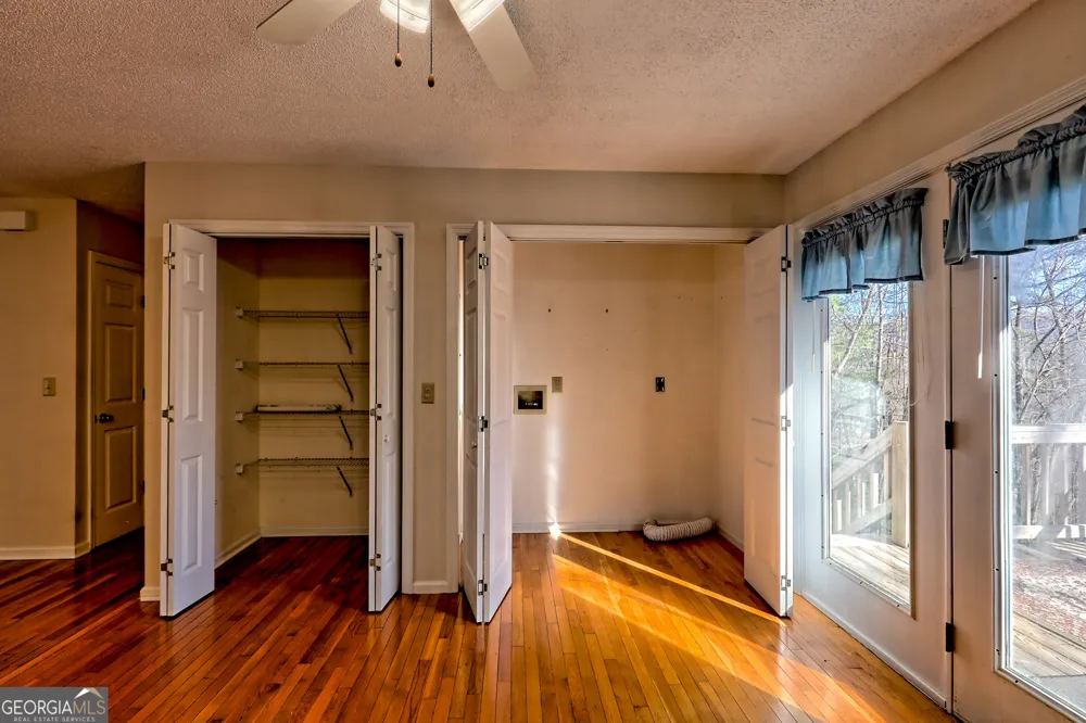170 White ST Dillard, GA 30537