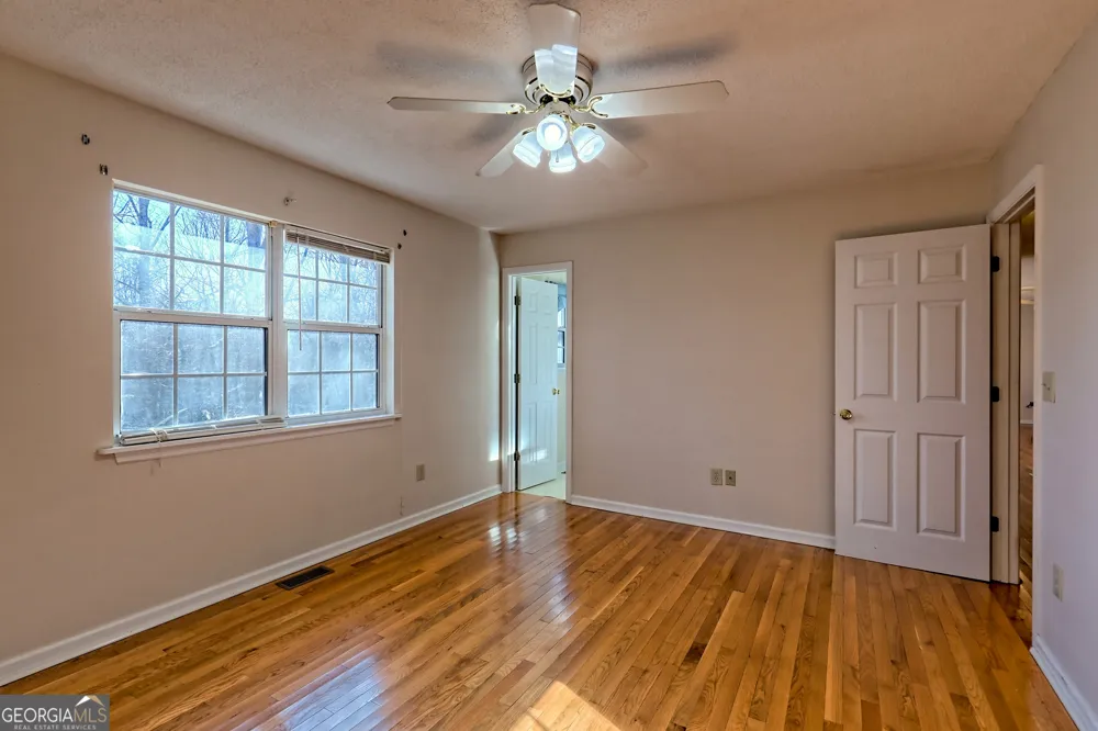 170 White ST Dillard, GA 30537