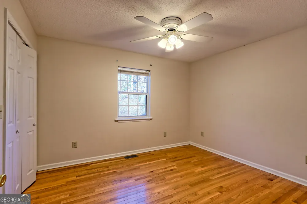170 White ST Dillard, GA 30537
