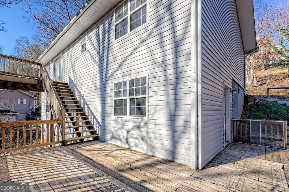170 White ST Dillard, GA 30537