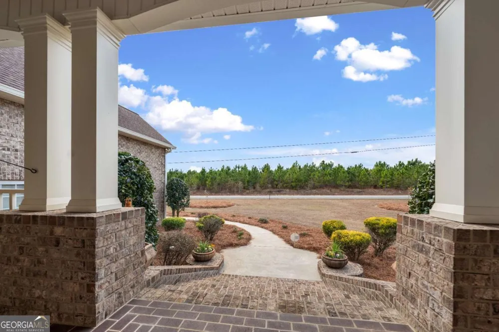 42 Claxton RD Hazlehurst, GA 31539