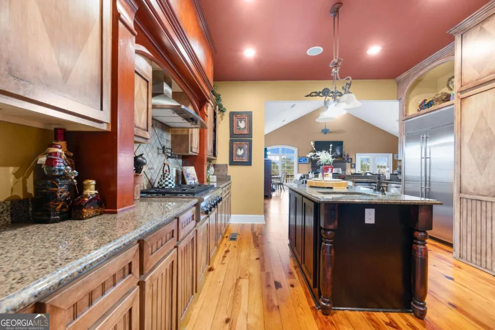 42 Claxton RD Hazlehurst, GA 31539