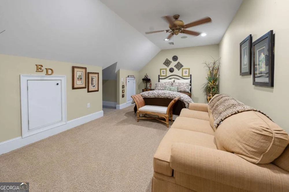 42 Claxton RD Hazlehurst, GA 31539