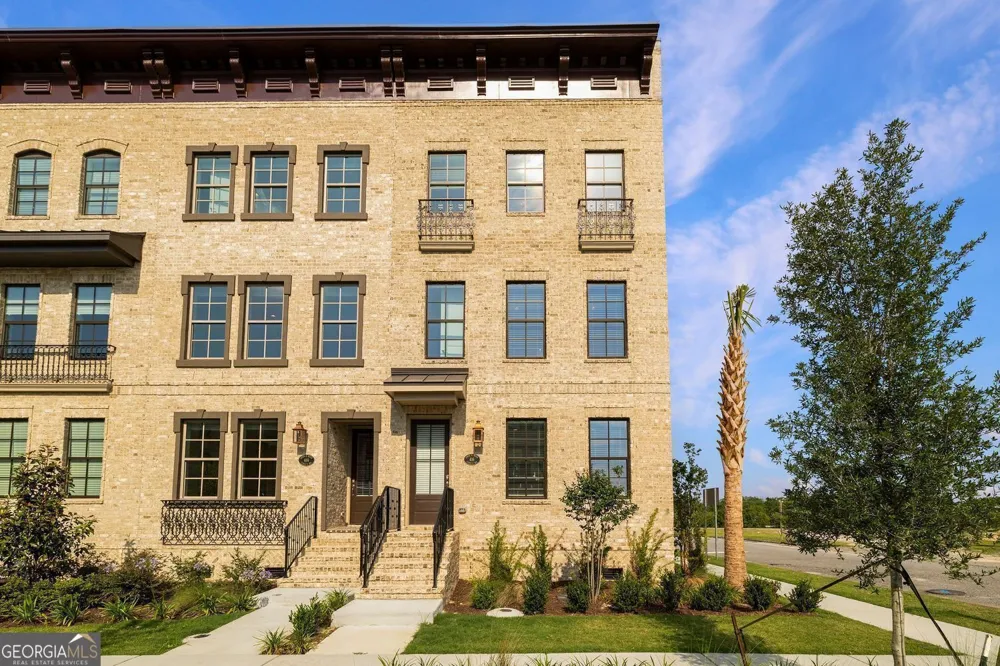 416 Upper East Avenue