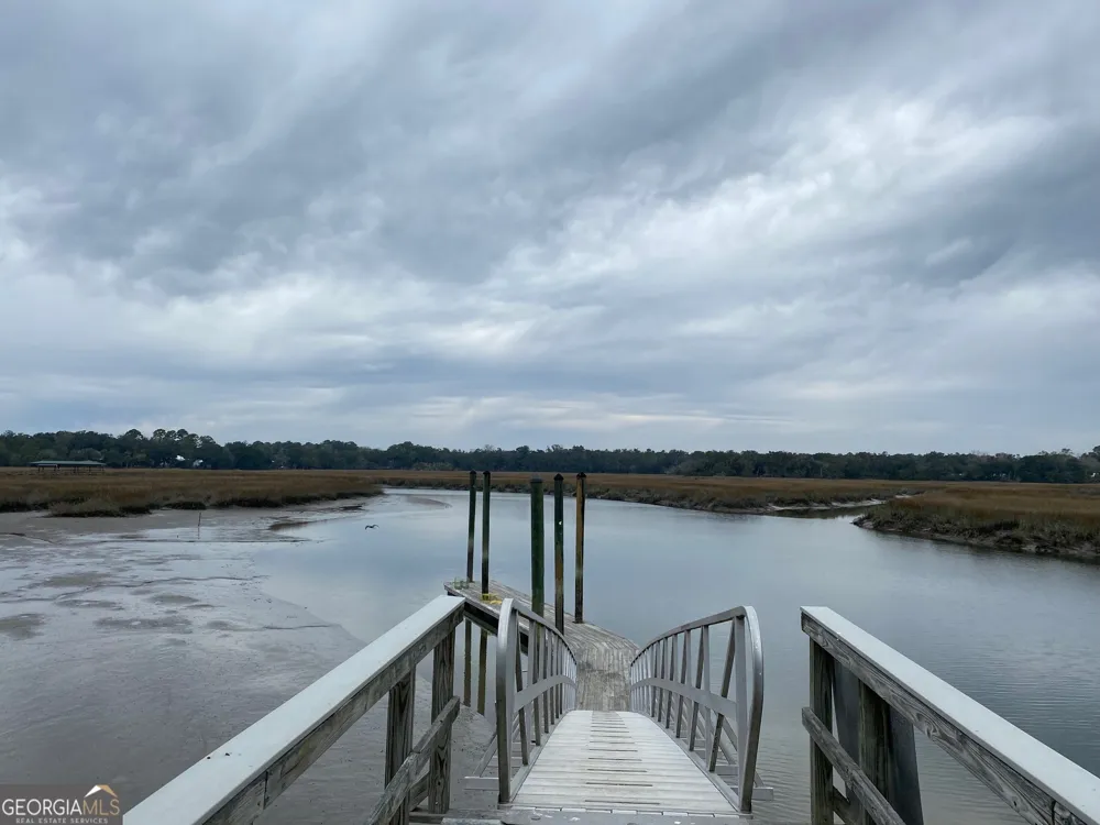 1 Old Cane Mill DR Darien, GA 31305