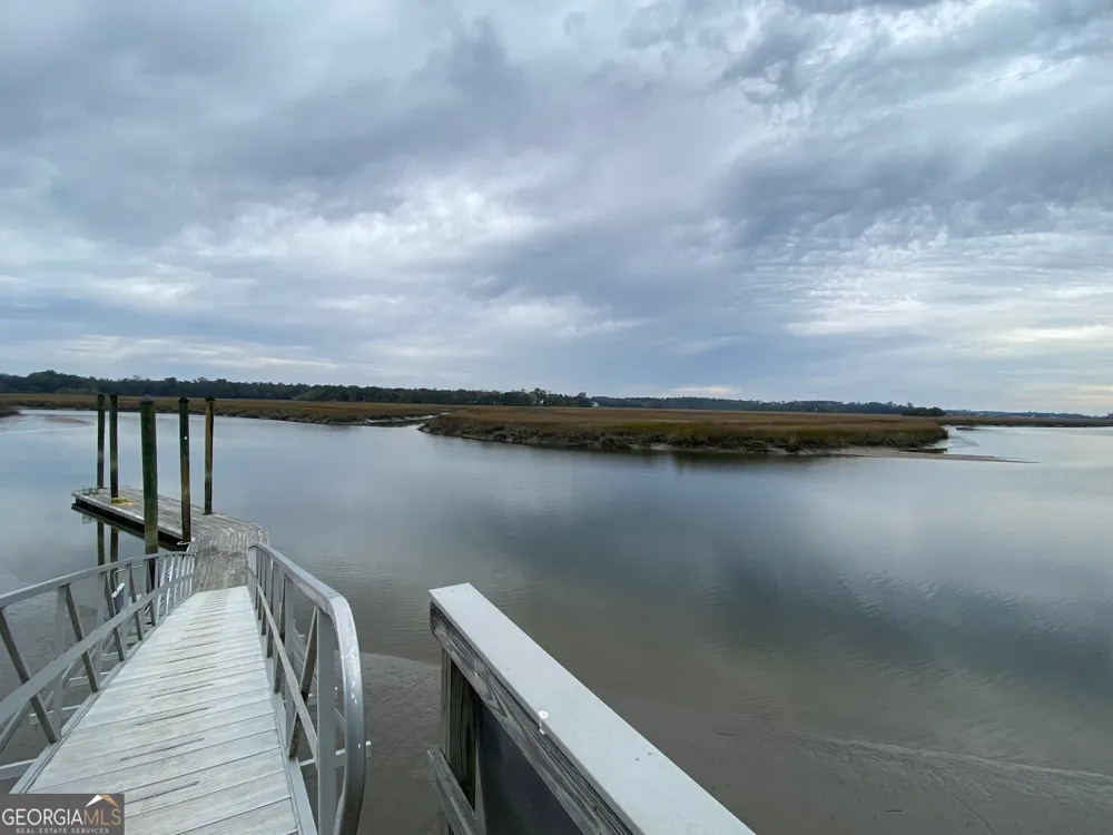 1 Old Cane Mill DR Darien, GA 31305