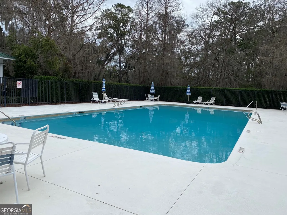 1 Old Cane Mill DR Darien, GA 31305
