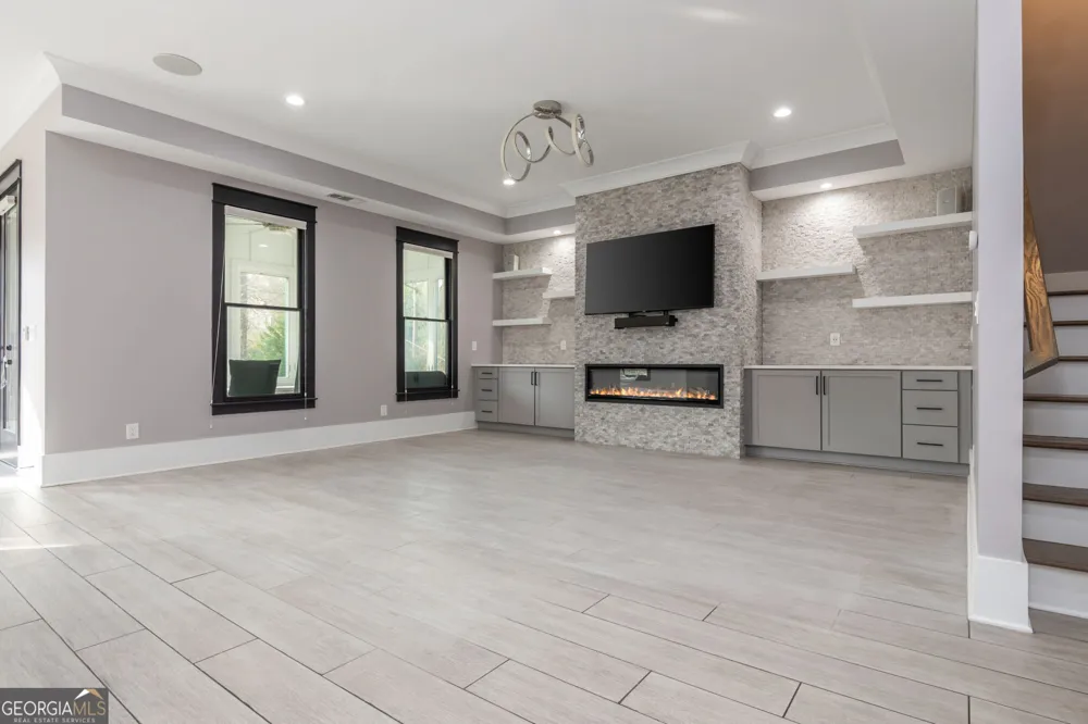 2804 Skyland DR NE Brookhaven, GA 30341