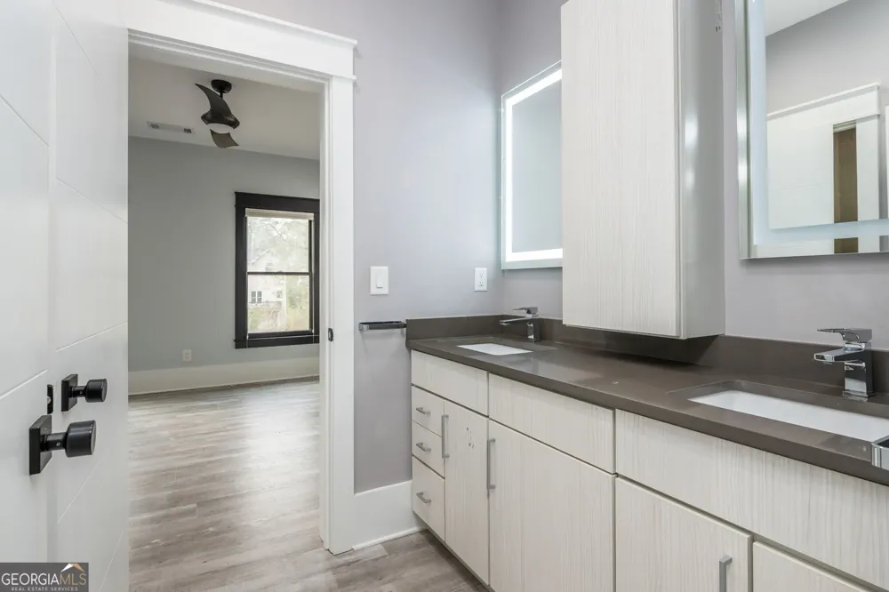 2804 Skyland DR NE Brookhaven, GA 30341