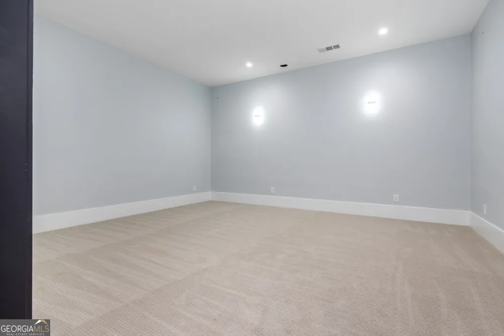 2804 Skyland DR NE Brookhaven, GA 30341