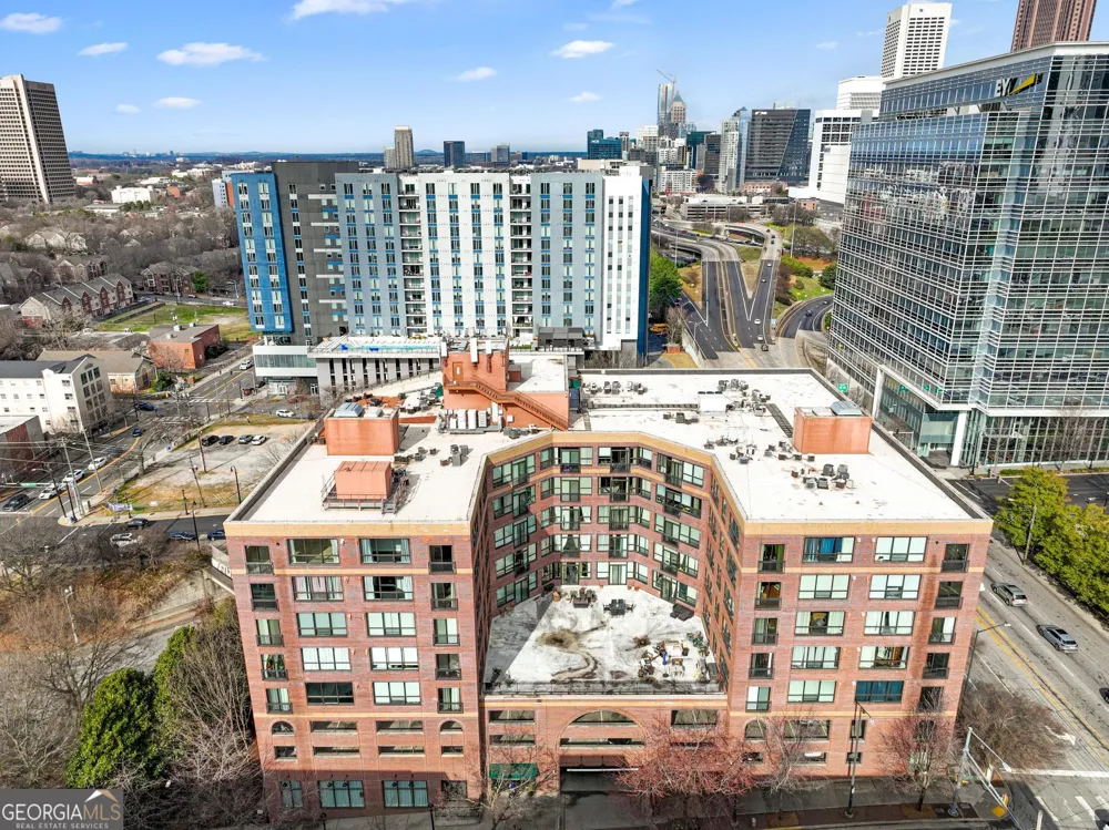 115 W Peachtree Place NW #413