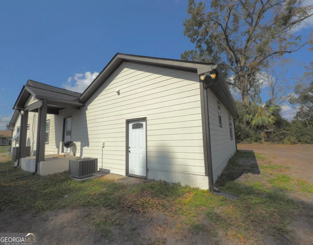213 Fair ST Baxley, GA 31513