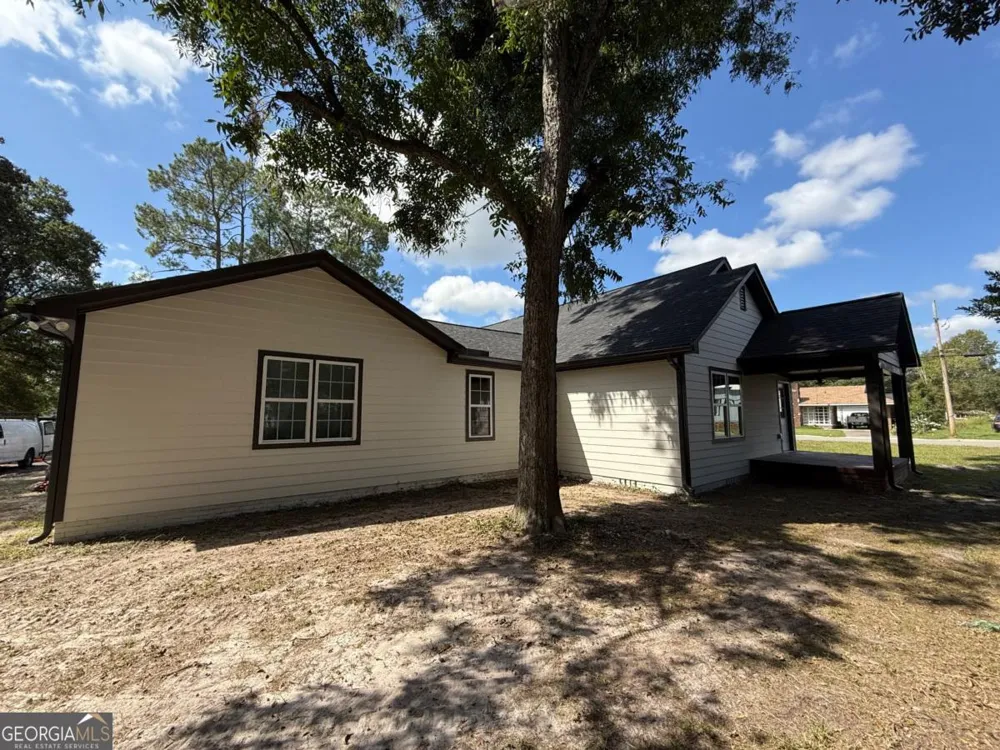 213 Fair ST Baxley, GA 31513