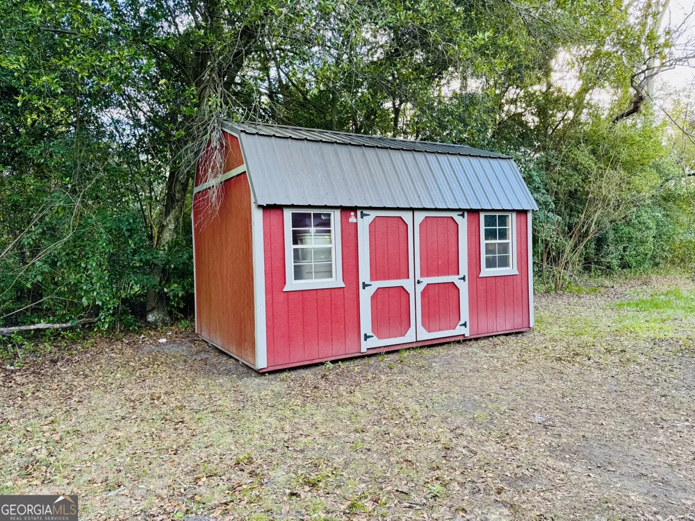 507 S Poplar ST Adel, GA 31620