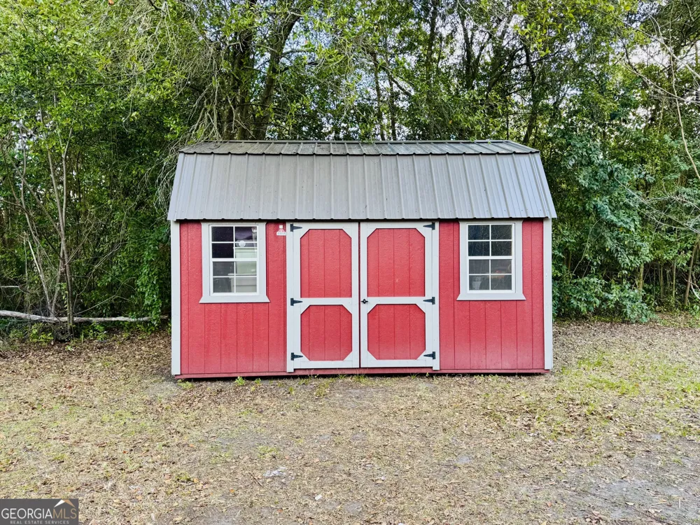 507 S Poplar ST Adel, GA 31620