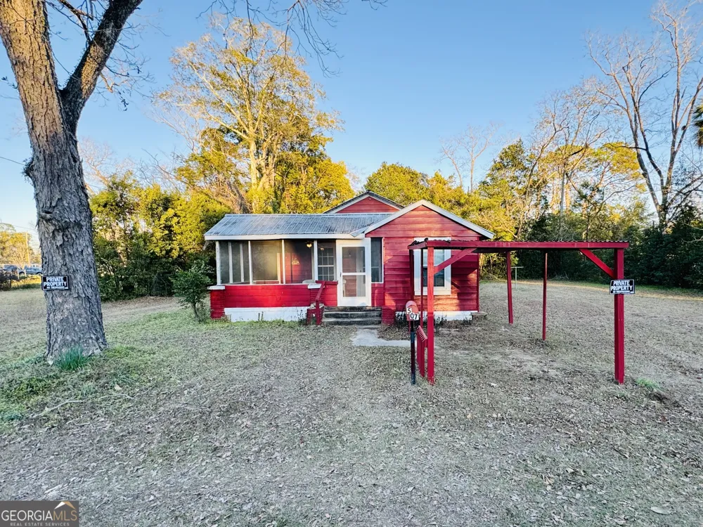 507 S Poplar ST Adel, GA 31620