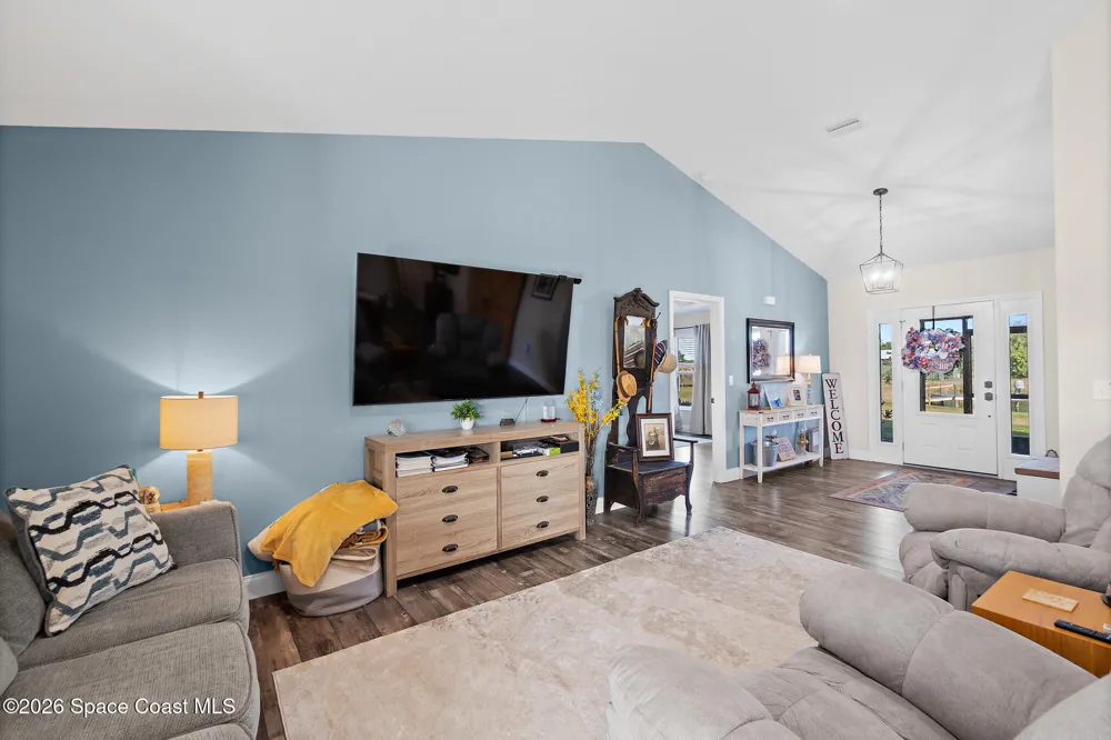 3440 Hammock Road Mims, FL 32754