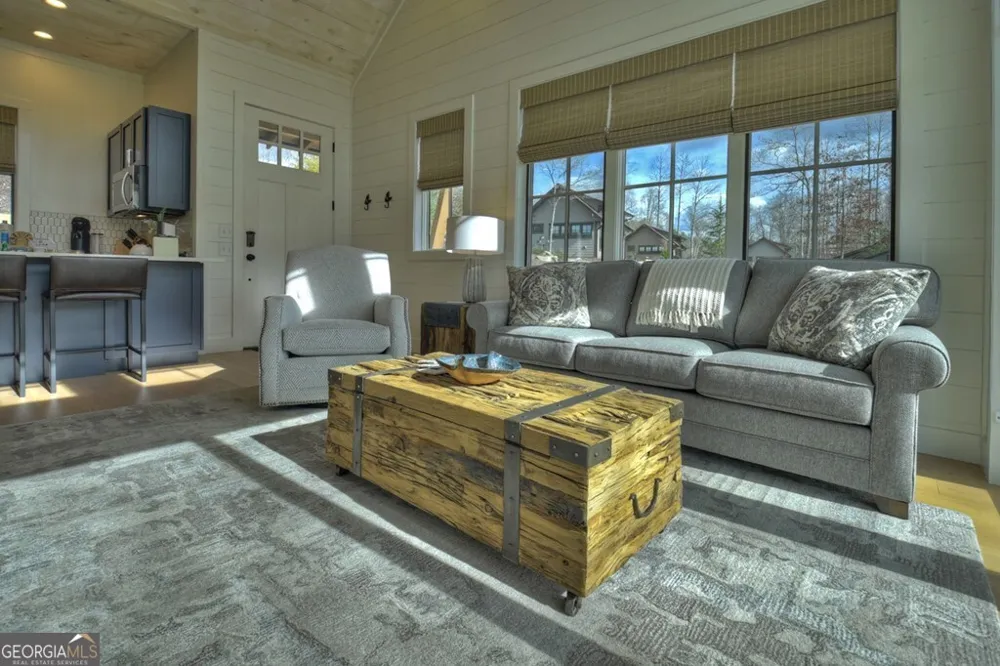 400 Old Toccoa Farm LOOP Mineral Bluff, GA 30559