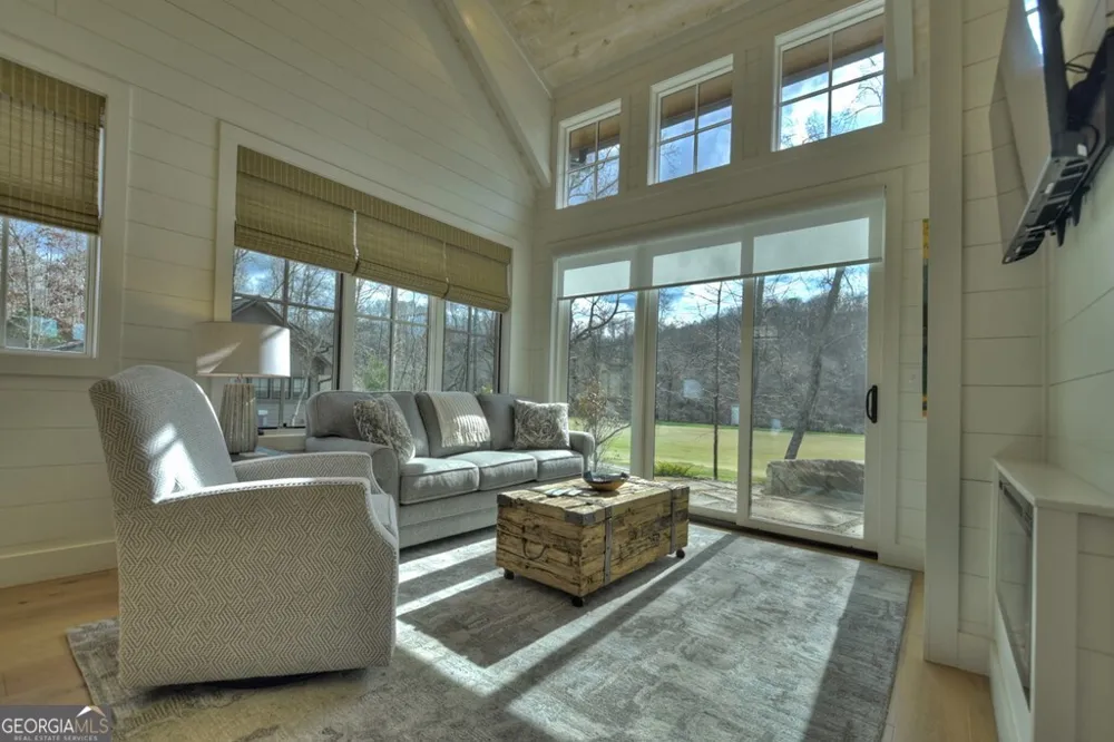 400 Old Toccoa Farm LOOP Mineral Bluff, GA 30559