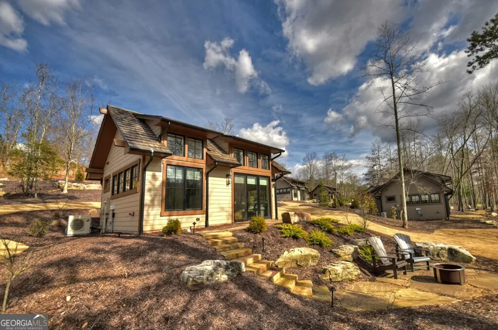 400 Old Toccoa Farm LOOP Mineral Bluff, GA 30559