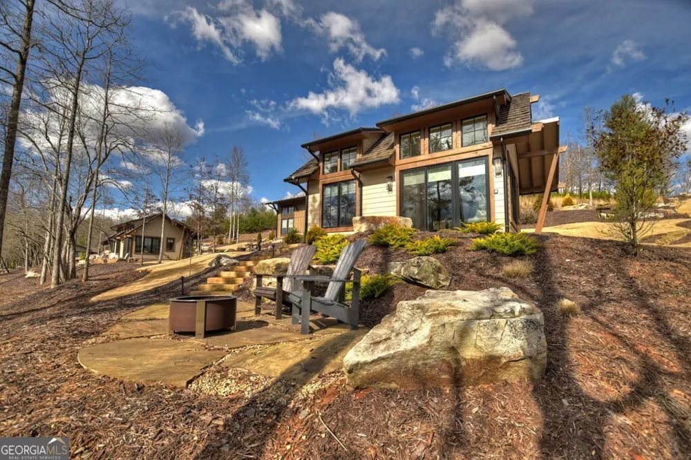 400 Old Toccoa Farm LOOP Mineral Bluff, GA 30559